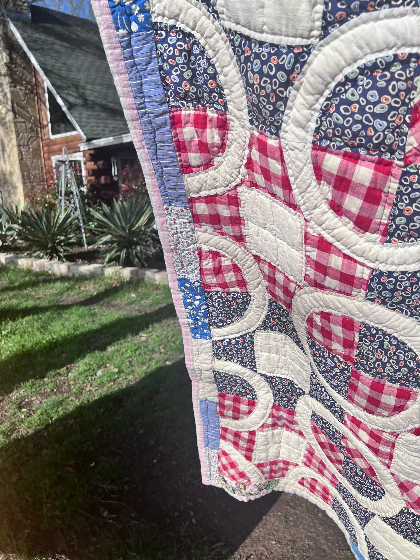 Red, White & Blue Circle Farmhouse Quilt