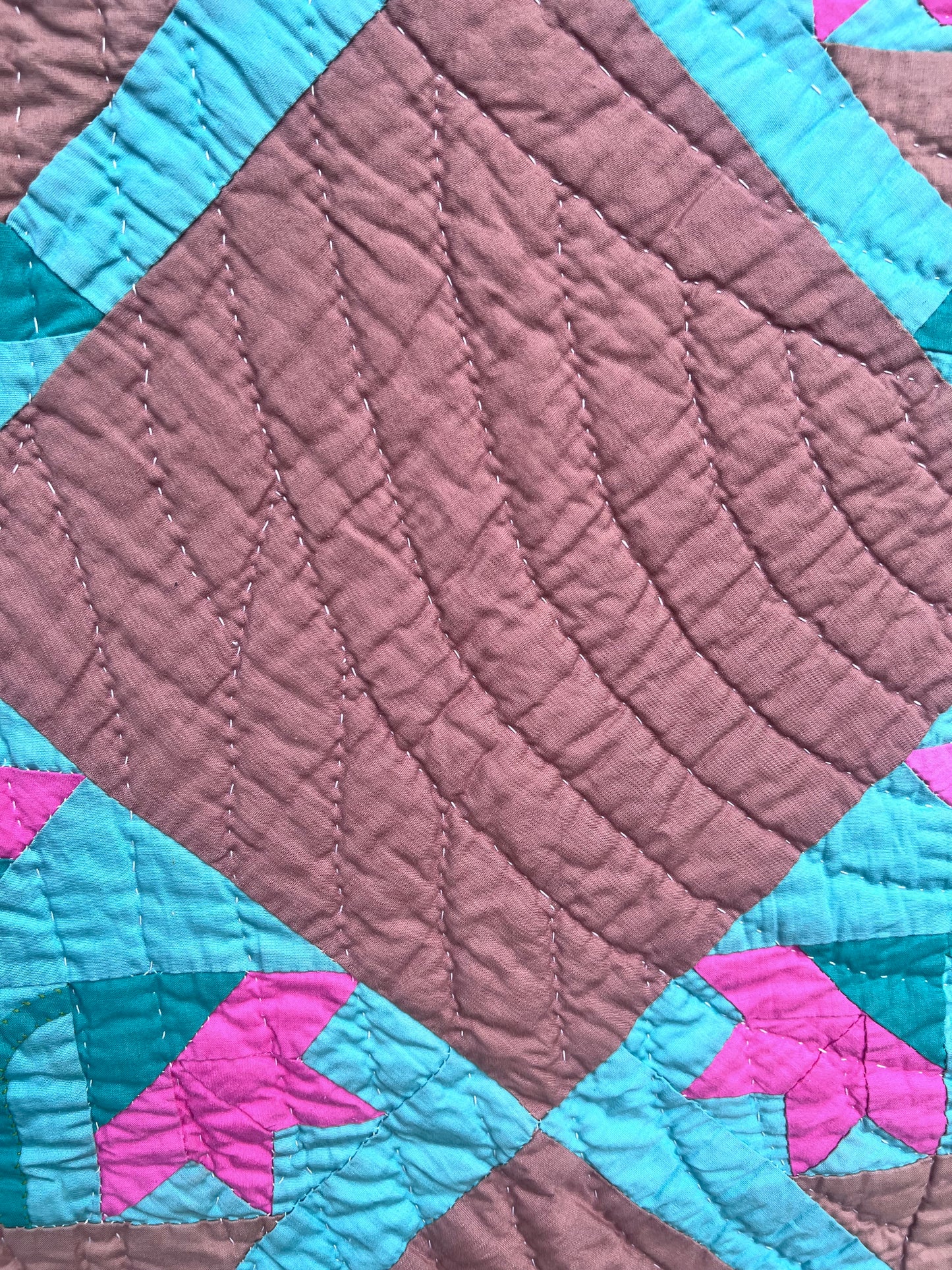 Depression Era Flower Pot, Carolina Lilly or Tulips Vintage Immaculate Quilt