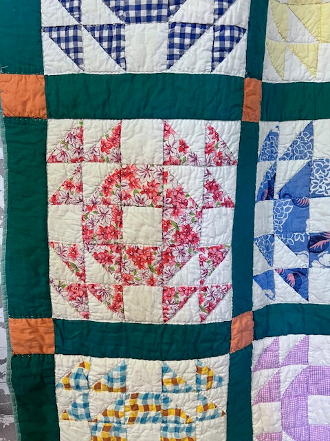 Exceptional Crown of Thorns Vintaege Antique Quilt
