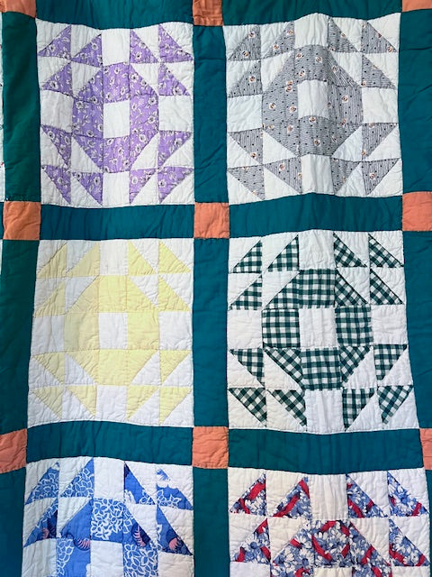 Exceptional Crown of Thorns Vintaege Antique Quilt
