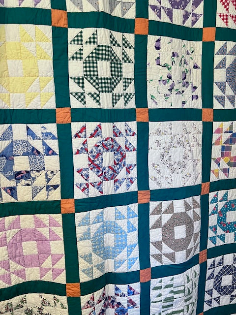 Exceptional Crown of Thorns Vintaege Antique Quilt