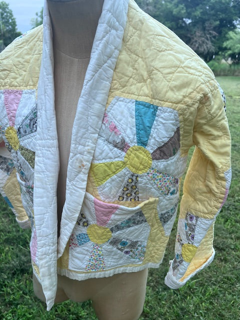 Gorgeous Butter Yellow Dresden Style Cropped Quilt Coat