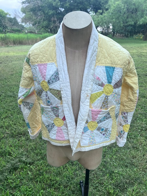 Gorgeous Butter Yellow Dresden Style Cropped Quilt Coat