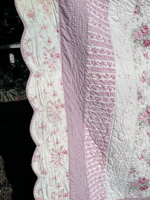 Racheal Ashwell Shabby Chic Red Ticking Toile Roses Quilt