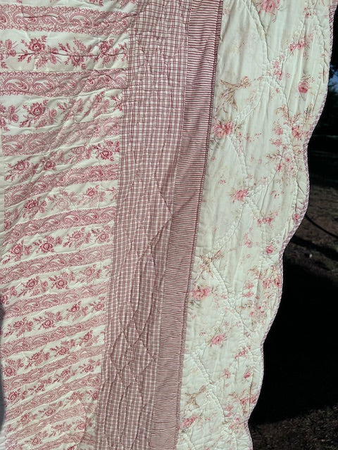 Racheal Ashwell Shabby Chic Red Ticking Toile Roses Quilt