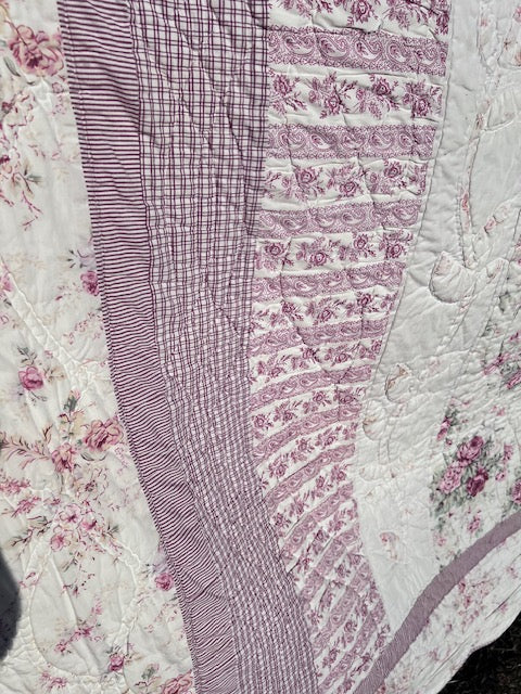 Racheal Ashwell Shabby Chic Red Ticking Toile Roses Quilt