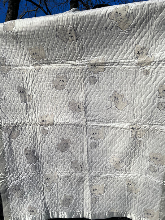 Kitten Cat Baby Crib Blanket, Fuzzy kitties with embroidered rose buds along the border