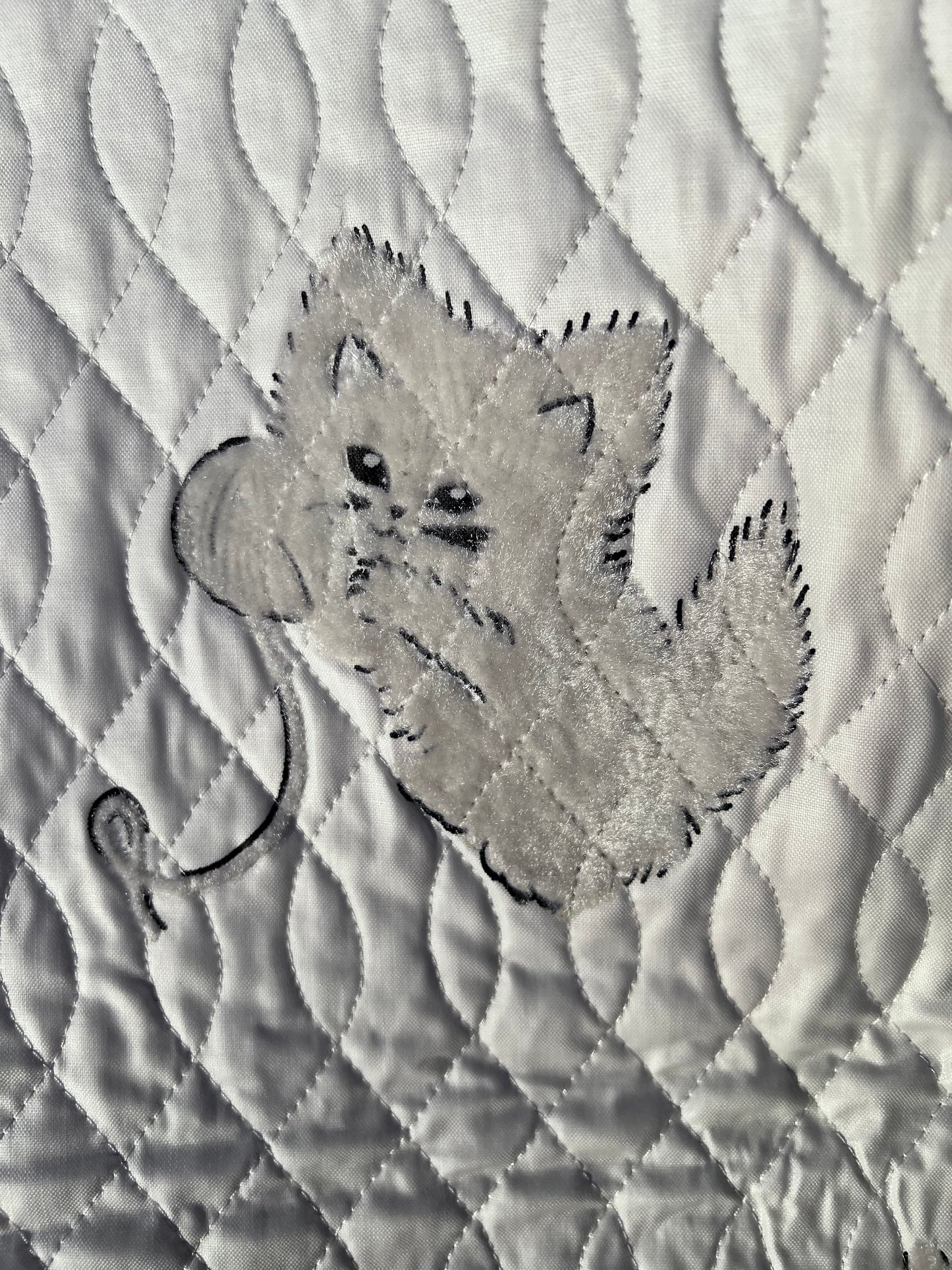 Kitten Cat Baby Crib Blanket, Fuzzy kitties with embroidered rose buds along the border