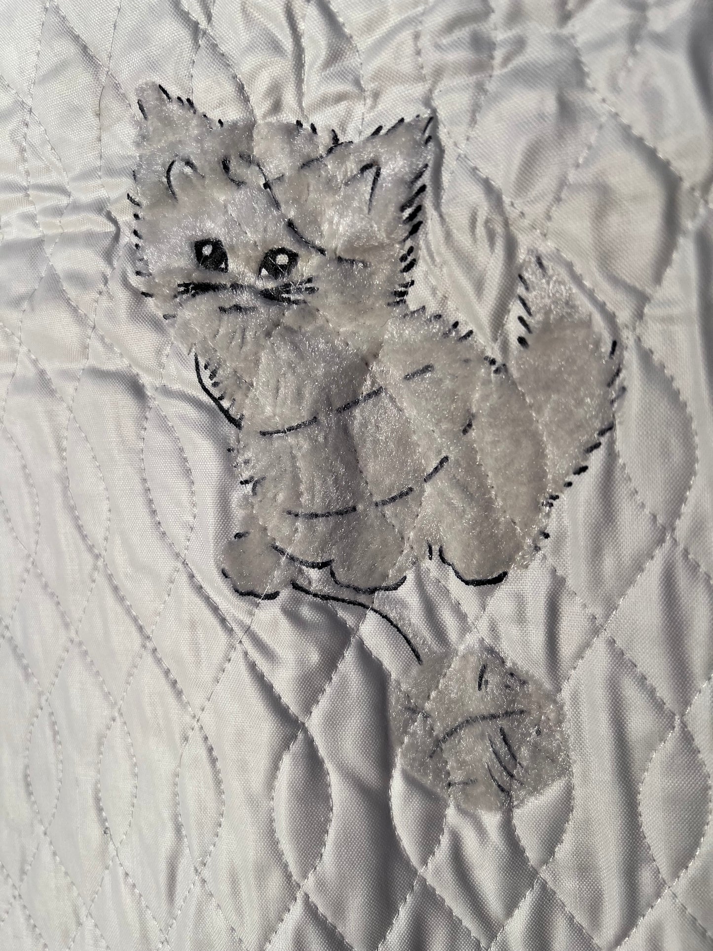 Kitten Cat Baby Crib Blanket, Fuzzy kitties with embroidered rose buds along the border