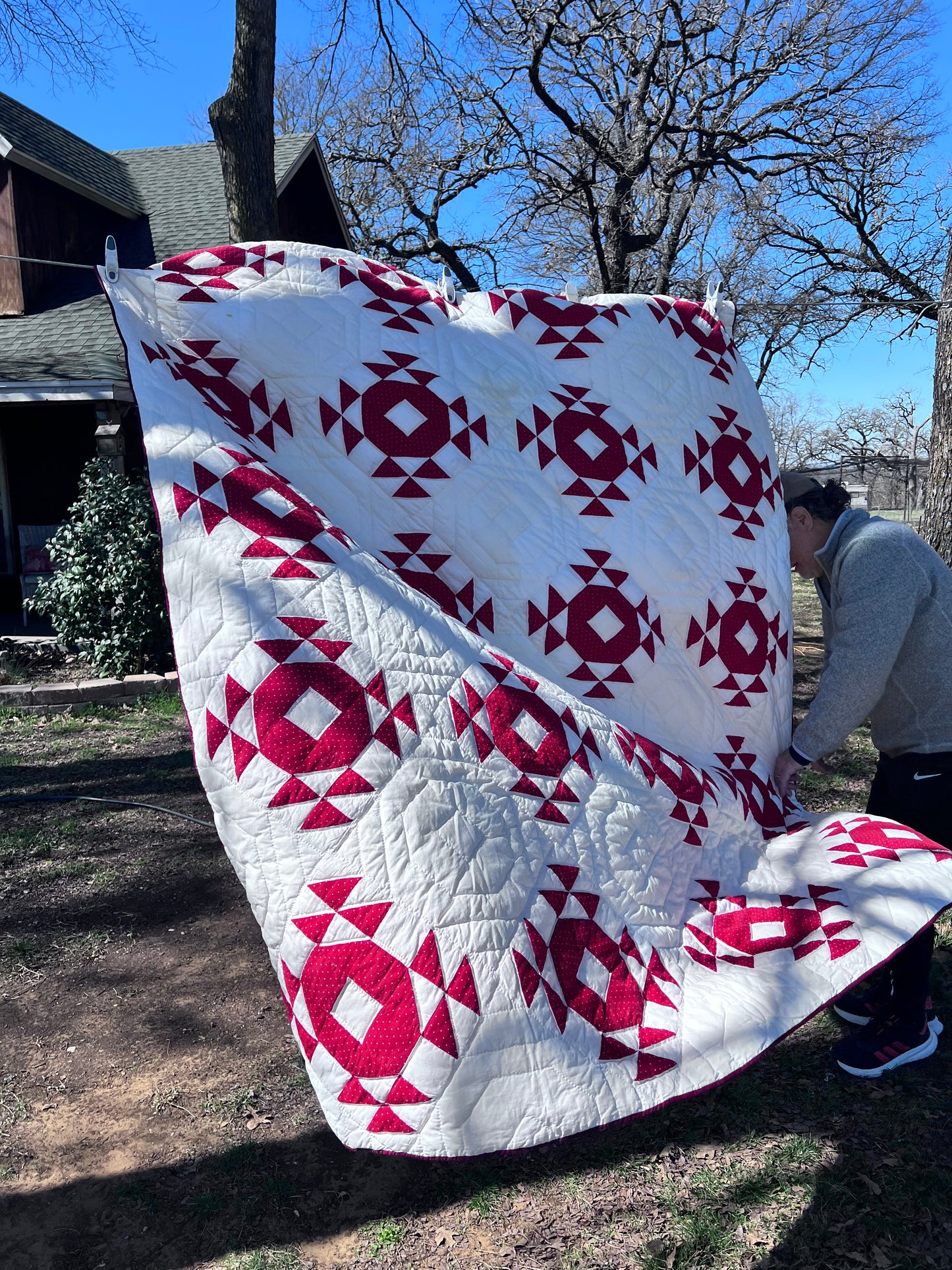 Crown of Thorns or Geese in the Pond Vintage Antique Red & White Quilt
