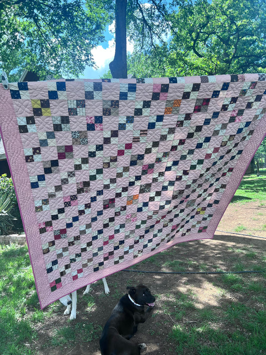 A simple yet memorizing patchwork postage stamp Vintage Quilt