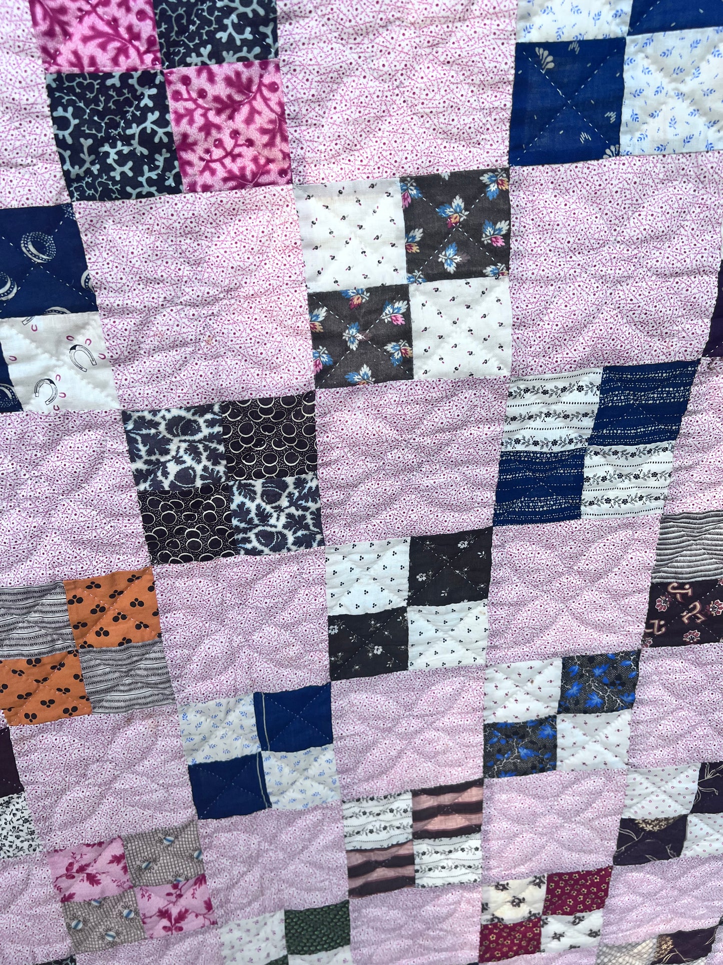 A simple yet memorizing patchwork postage stamp Vintage Quilt