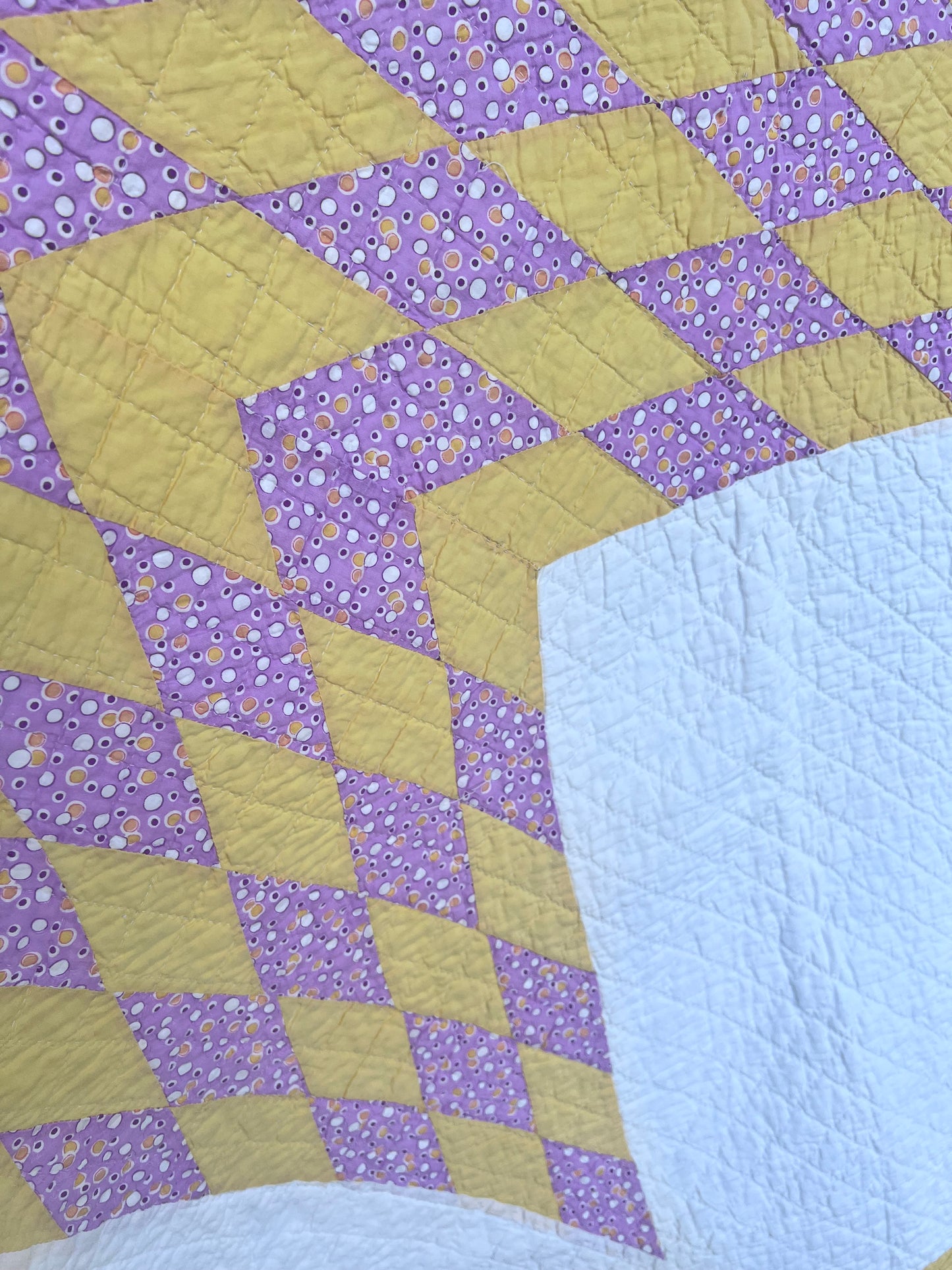 Glorious lone star, a beautiful butter yellow and lavender purple combination antique quilt