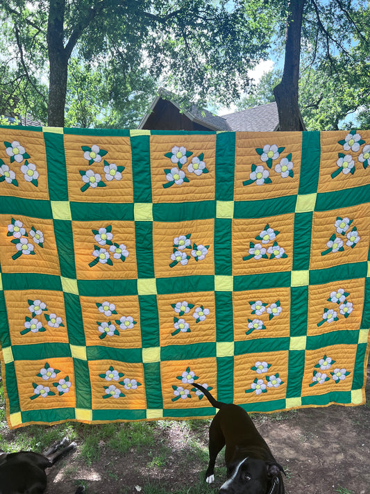 A stunning and unique dogwood floral appliqué quilt - King size