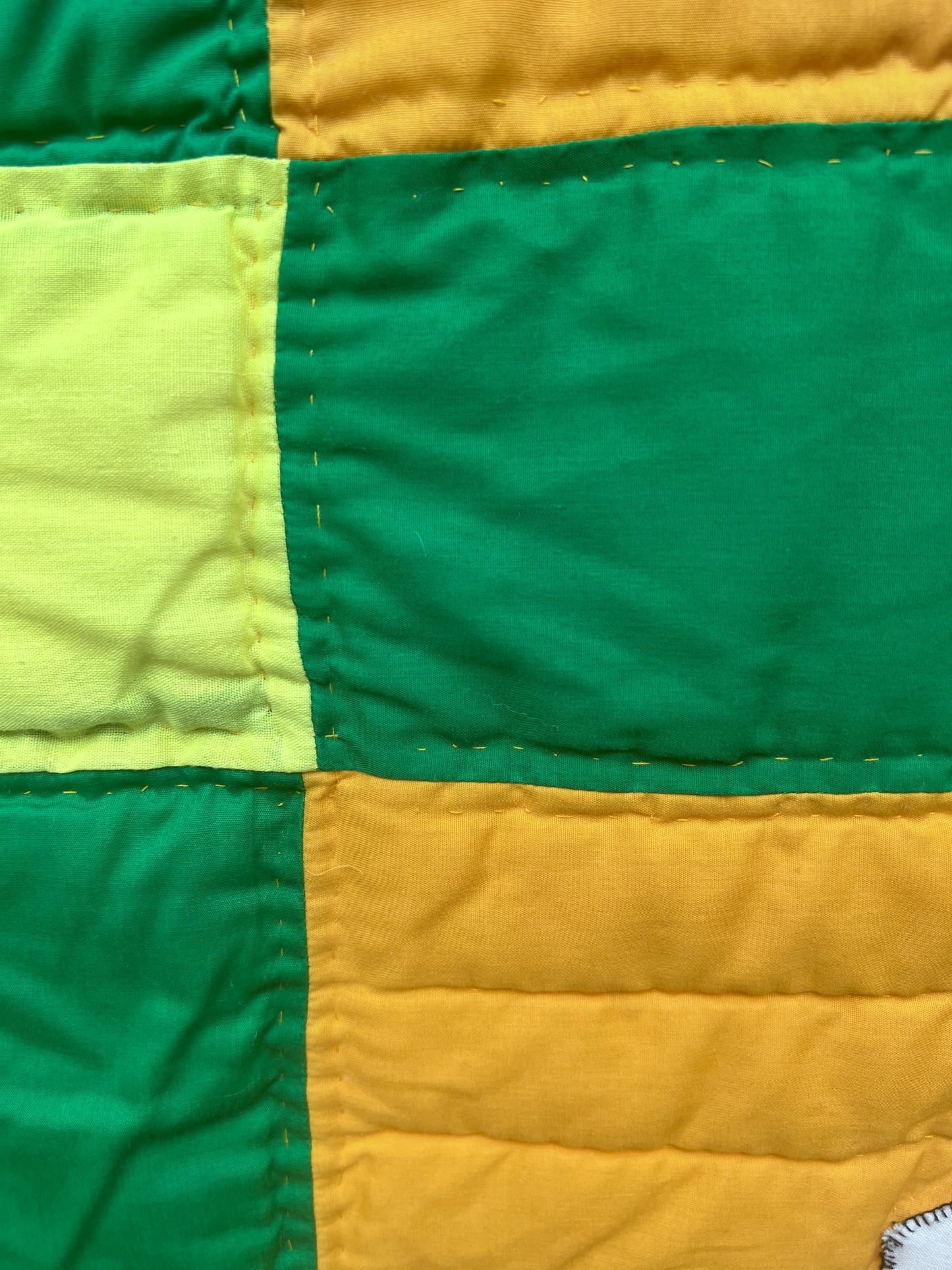 A stunning and unique dogwood floral appliqué quilt - King size
