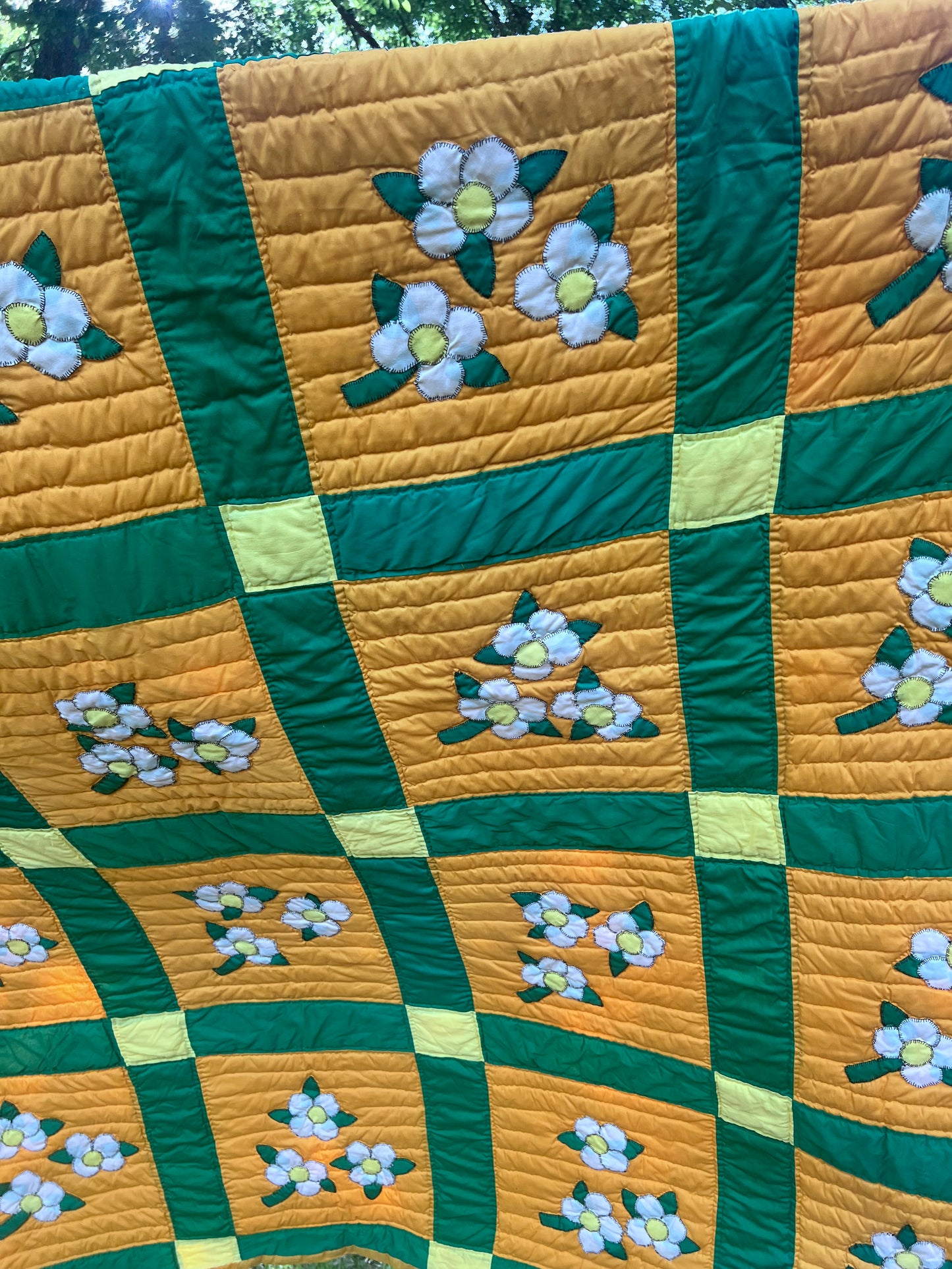 A stunning and unique dogwood floral appliqué quilt - King size