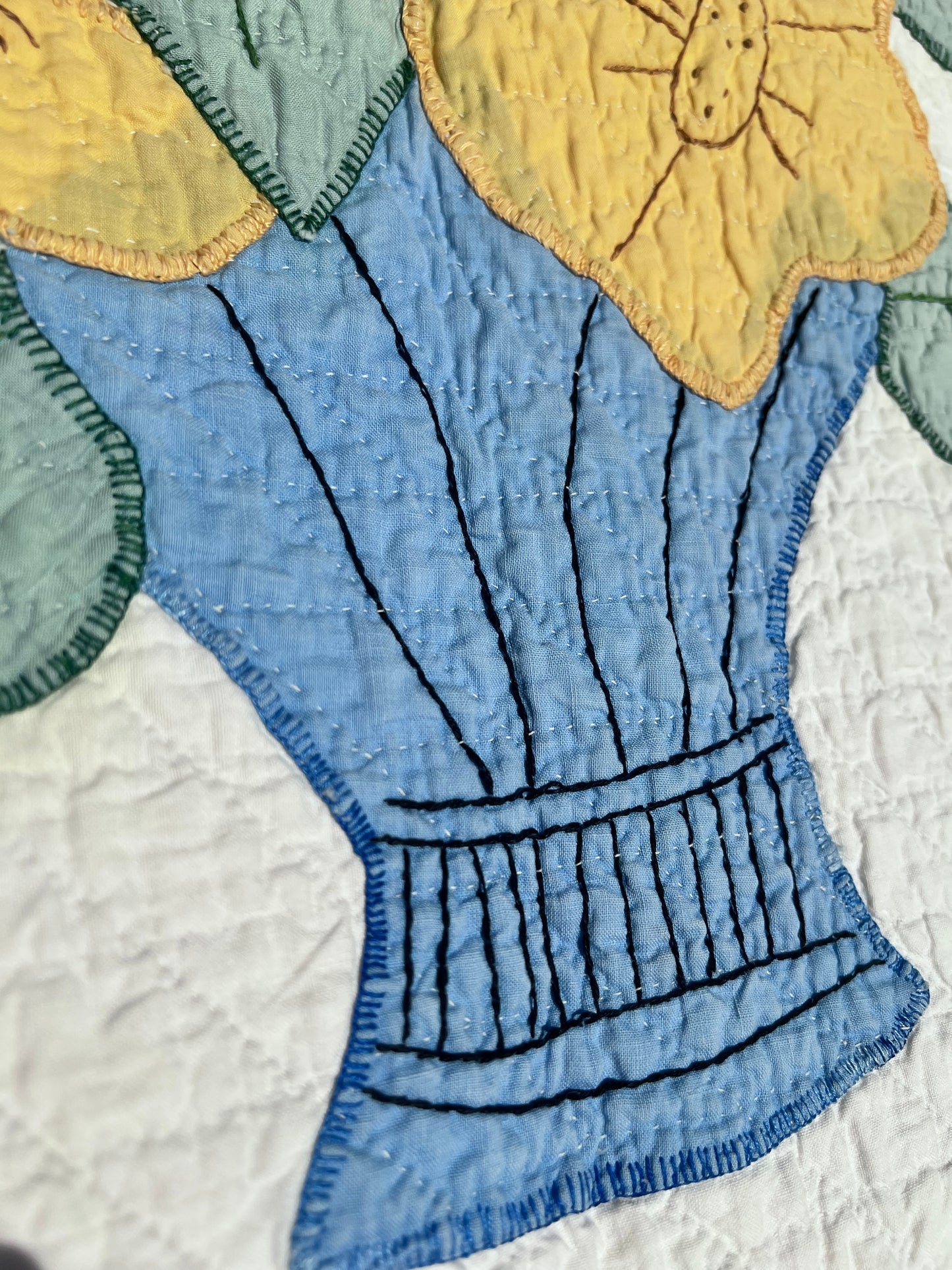 Vintage Applique Back of Flowers Hand Quilted and Appliqued Gorgeous Quilt