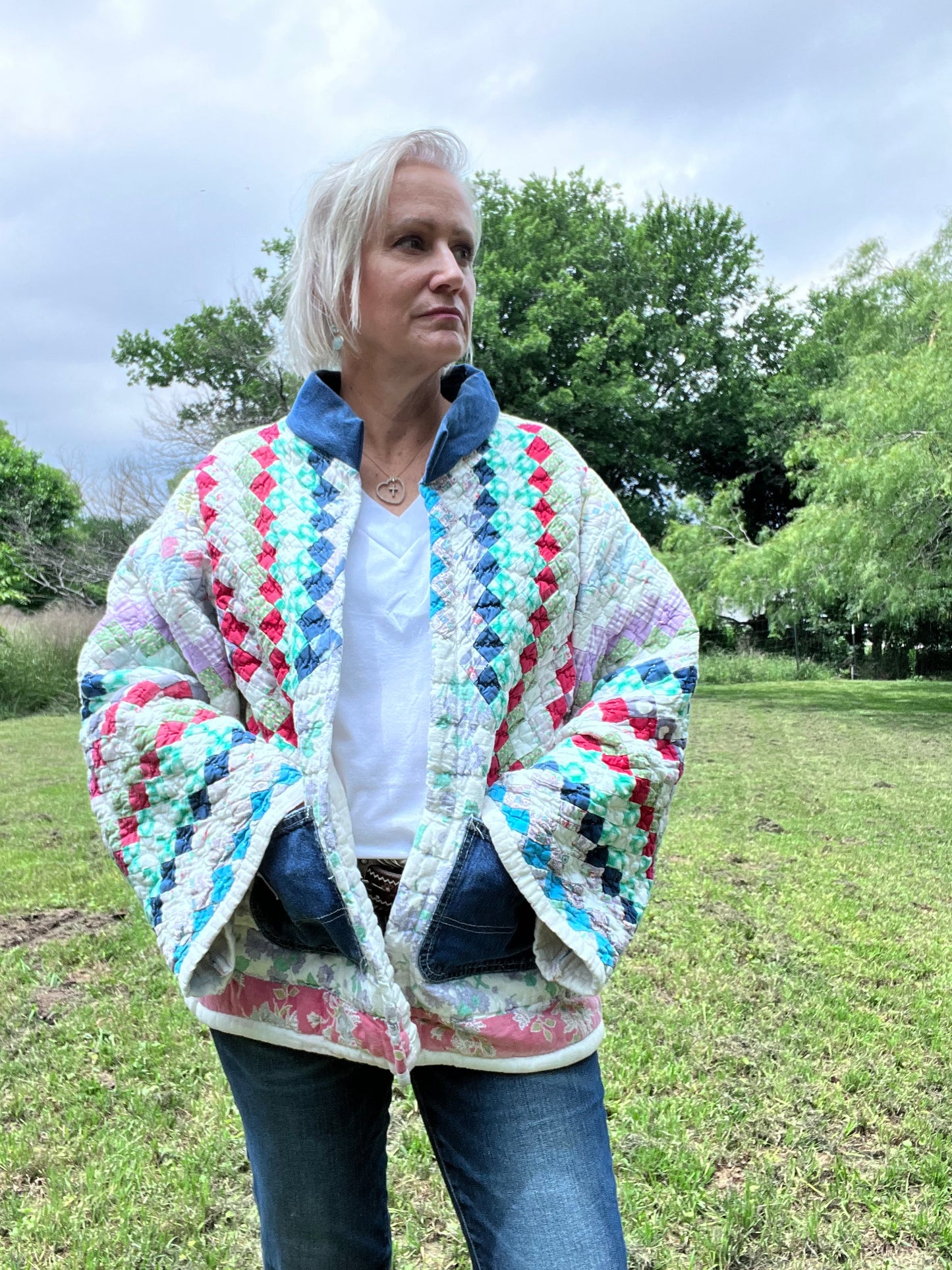 Stunning example of a "coat of many colors," utilizing the Trip Around the World