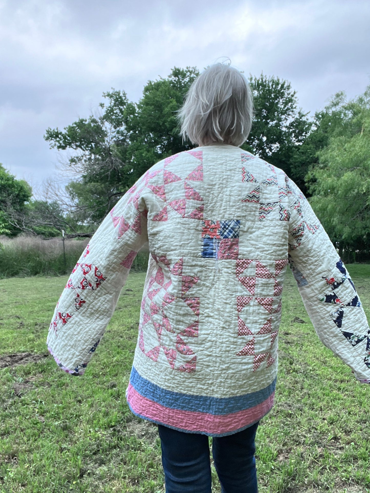 Beautiful Kimono Quilt Jacket in teh Windmill Quilt block, sized up to Medium/Large