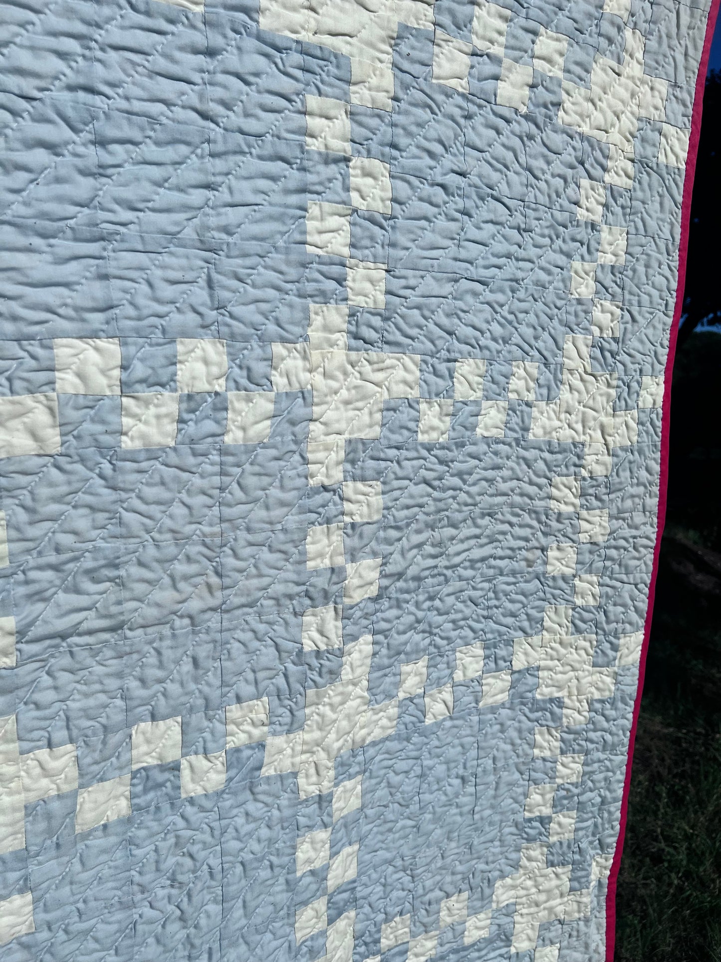 Gorgerous Blue & White Irish Chain Vintage Quilt with Red Border - AMERICANA