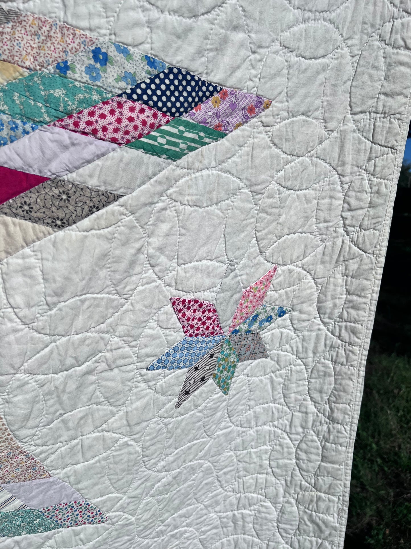 Pristine Excellent Feedsack Scrappy Lone Star Vintage Quilt