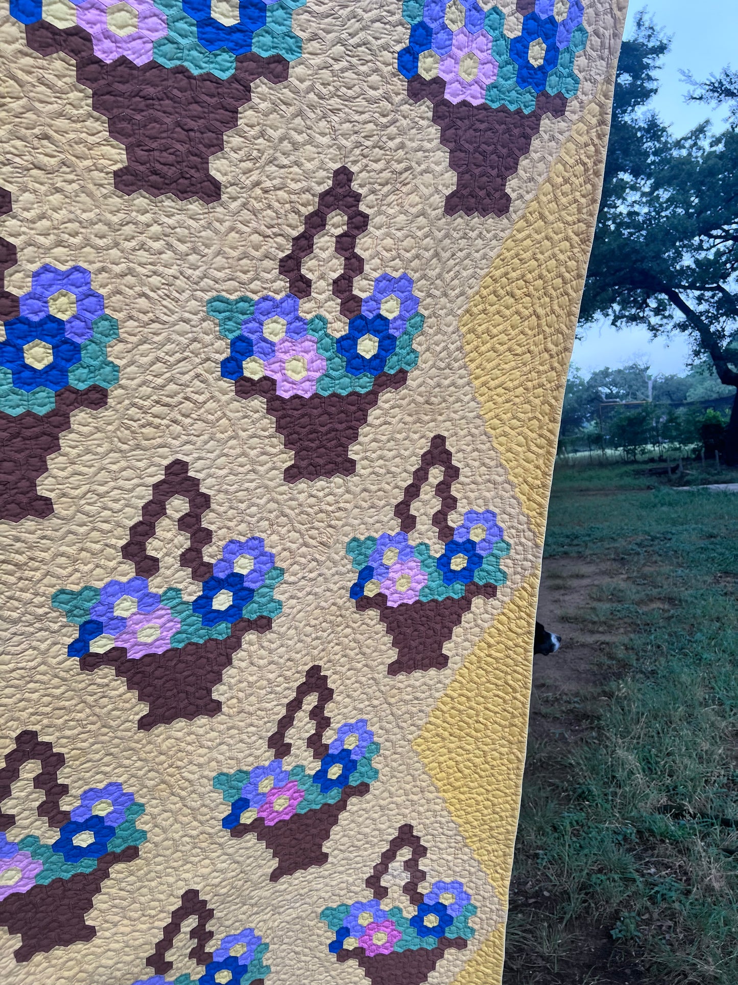 Masterpiece Vintage Grandmother's Flower Garden Basket Vintage Quilt