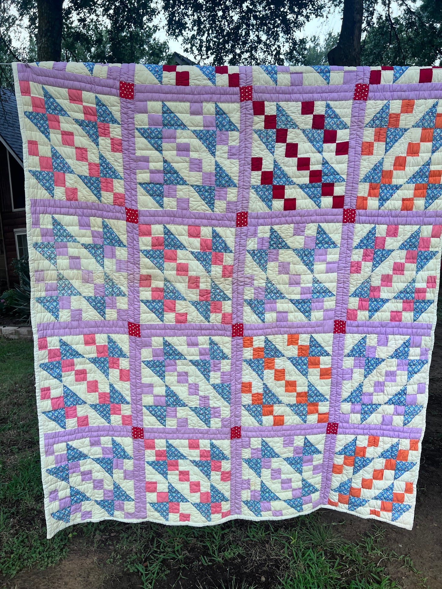 Highly traditional quilt - the Jacob's Ladder, Stepping Stones or Trail of the Covered Wagon Vintage Quilt