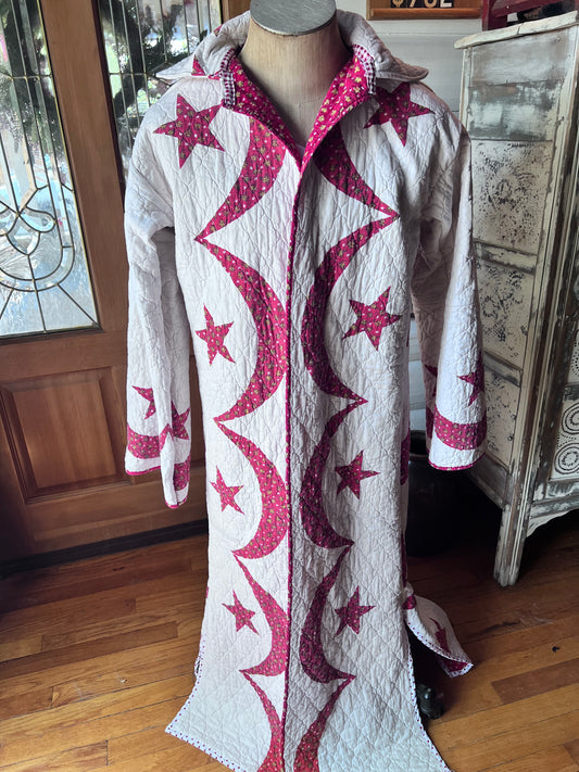 Wrap yourself in American heritage with this stunning Duster, crafted from a cherished vintage eagle Americana quilt