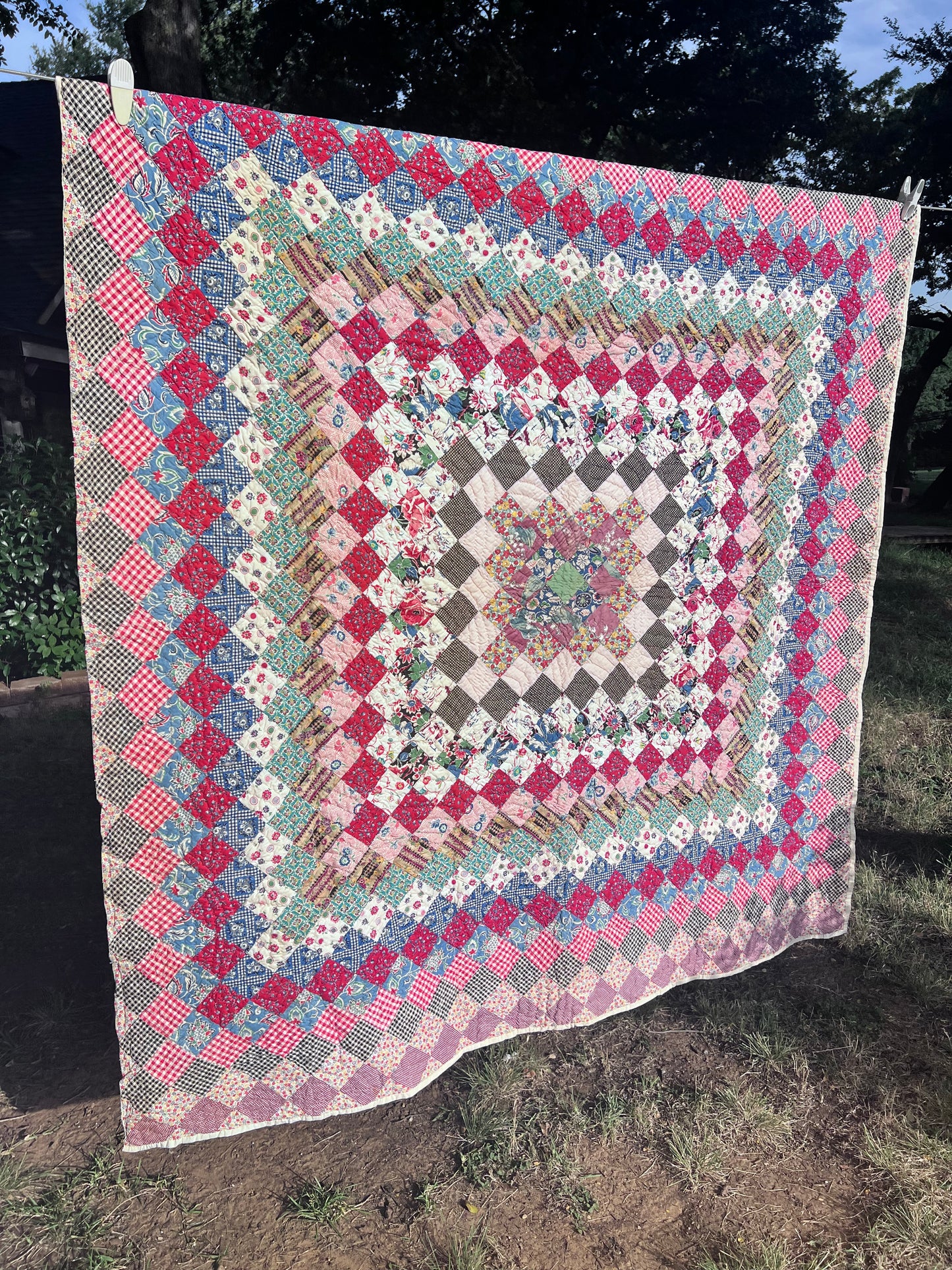 Breathtaking Pristine Antique Trip Around the World Quilt - Hand stitched, quilted and bound.