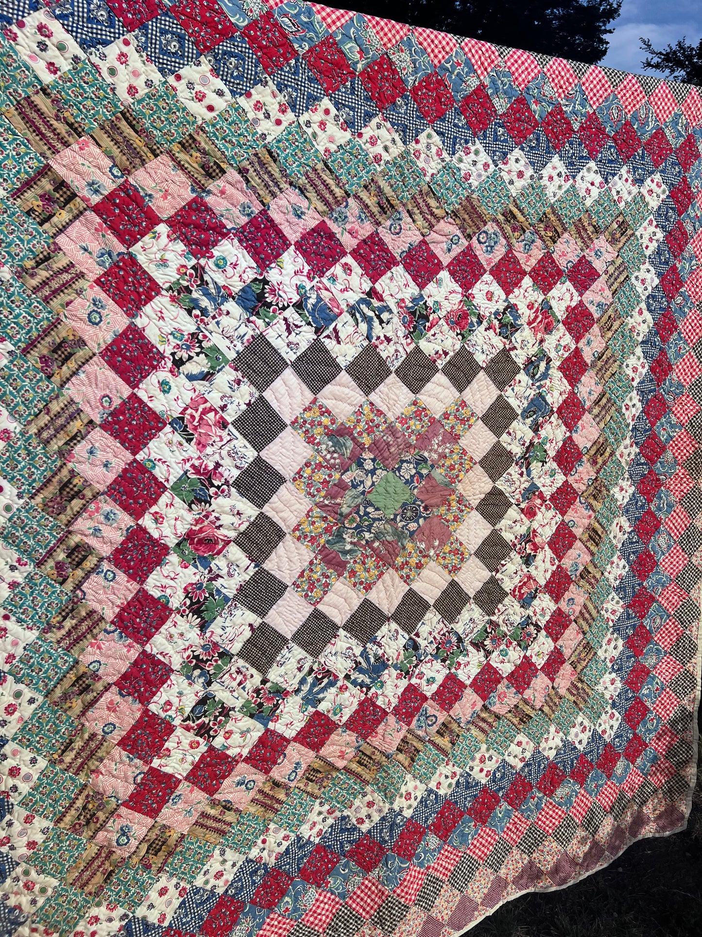 Breathtaking Pristine Antique Trip Around the World Quilt - Hand stitched, quilted and bound.