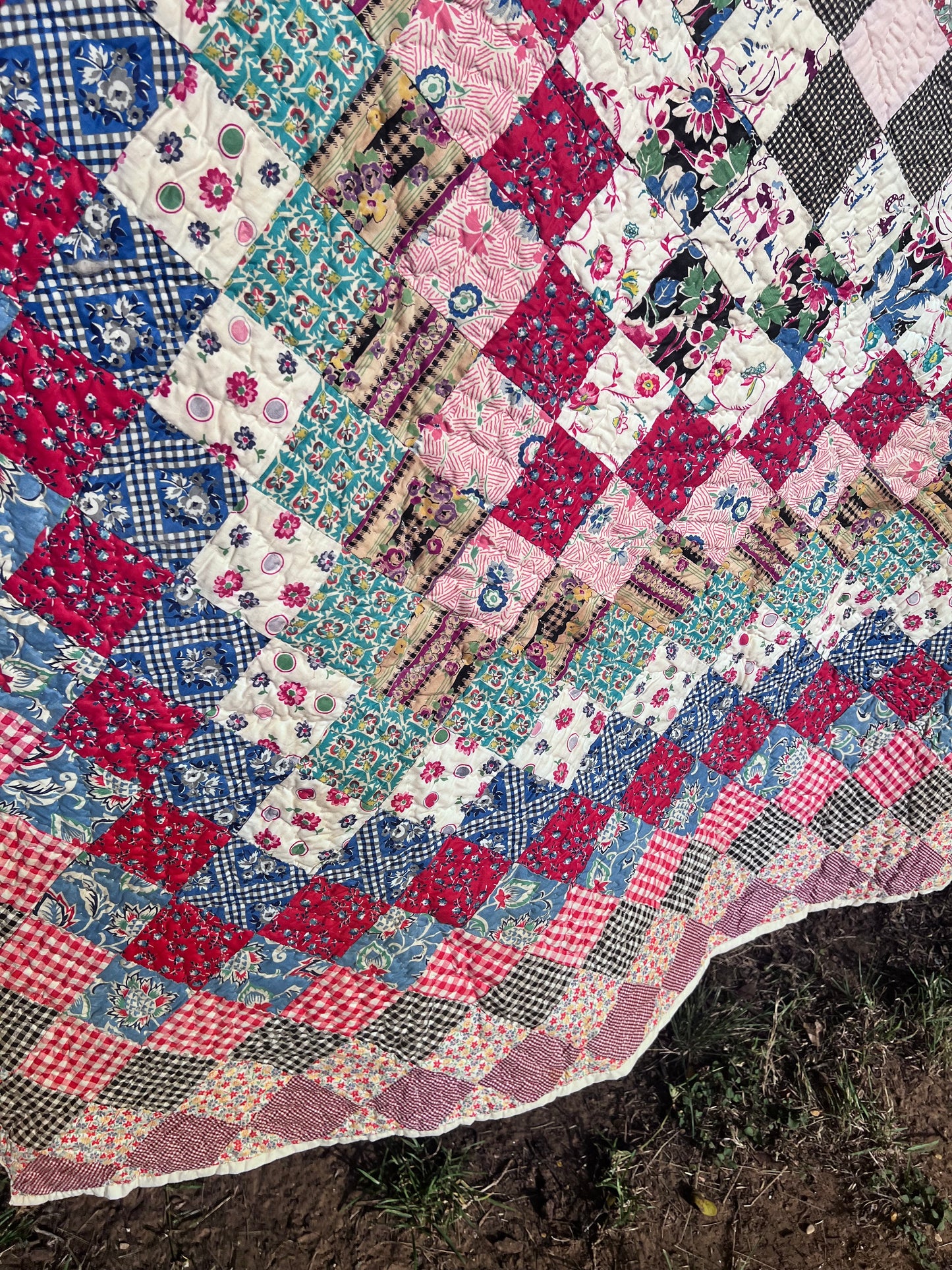 Breathtaking Pristine Antique Trip Around the World Quilt - Hand stitched, quilted and bound.