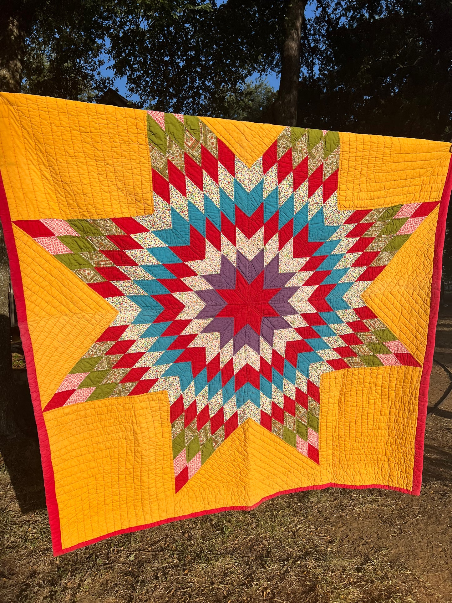Speechless! Cheddar & Red Lone Star Vintage Quilt | CA 1930's