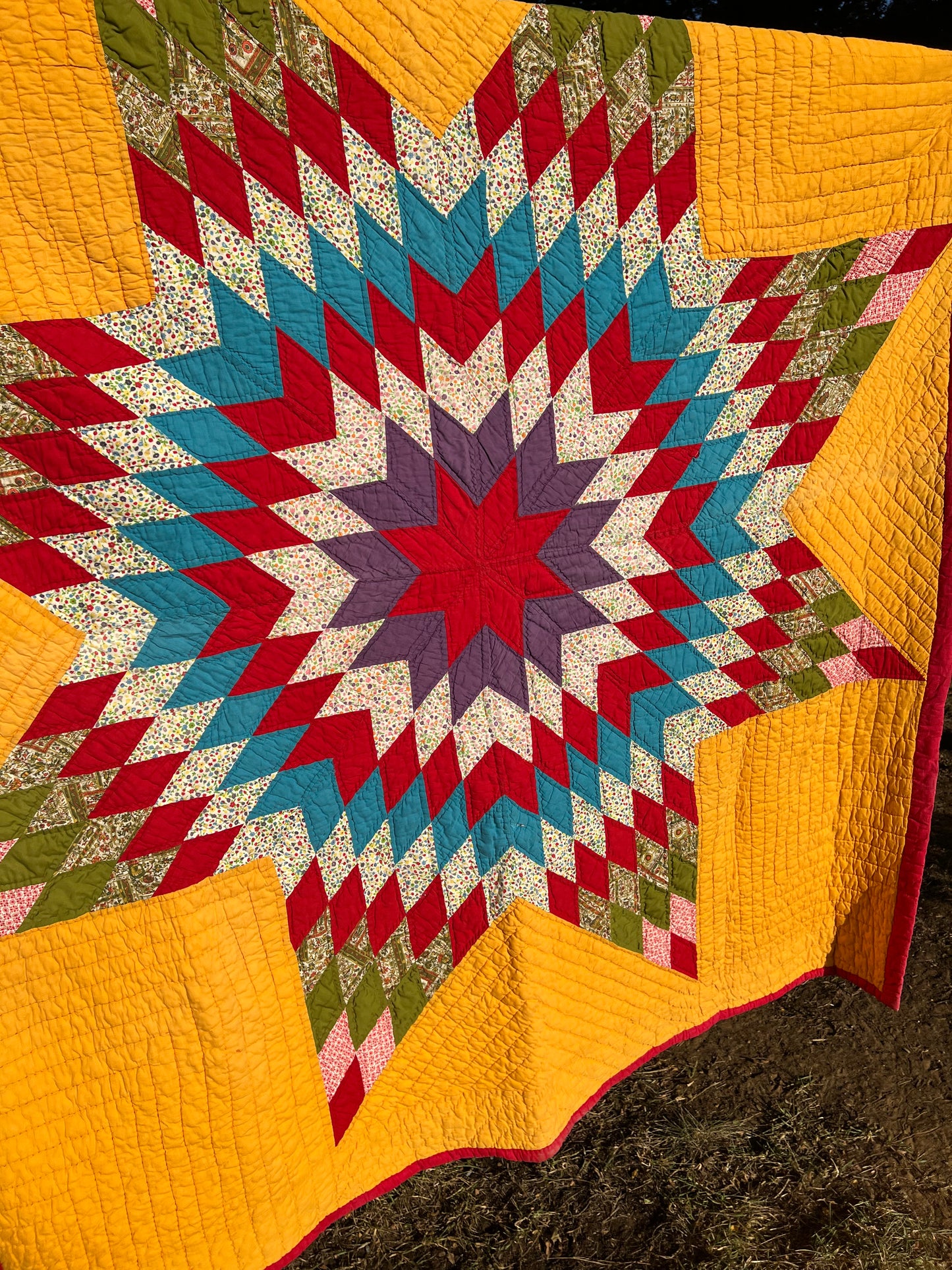 Speechless! Cheddar & Red Lone Star Vintage Quilt | CA 1930's