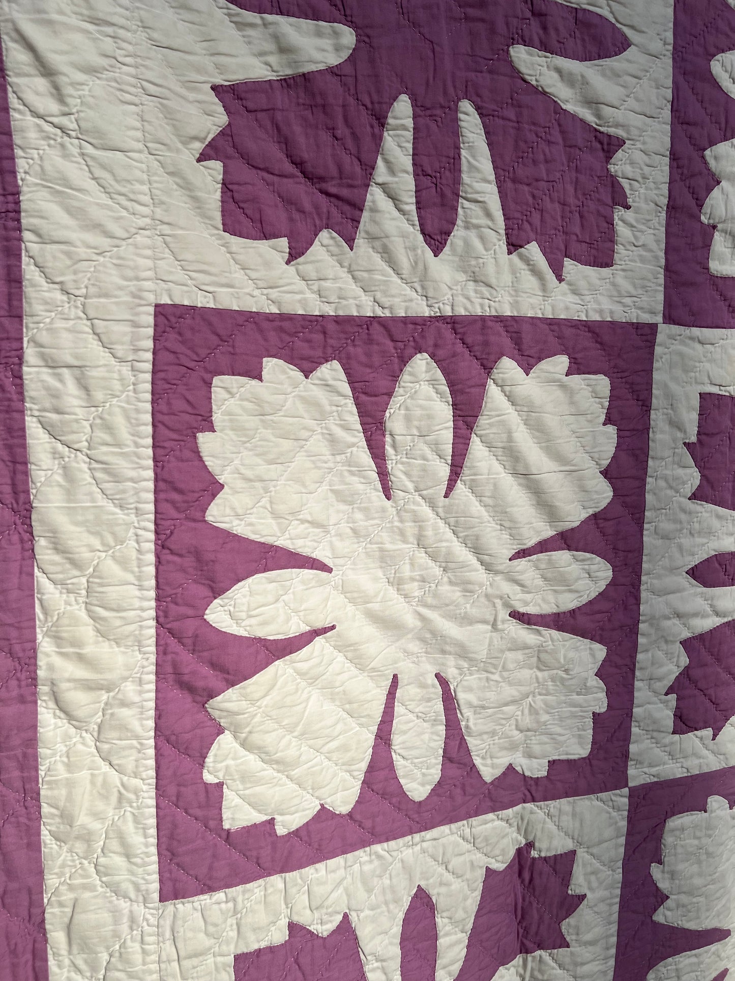 Rare and HTF Oak Leaf Vintage Quilt in Lovely Lavender and White