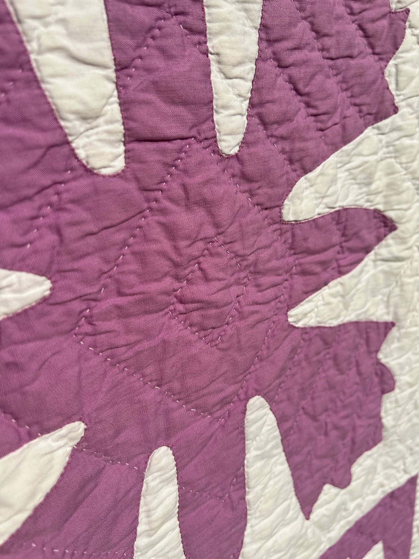 Rare and HTF Oak Leaf Vintage Quilt in Lovely Lavender and White